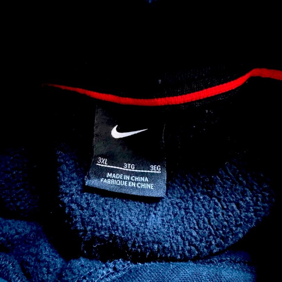 Men’s Nike 3XL black jacket, good condition - Picture 3 of 3